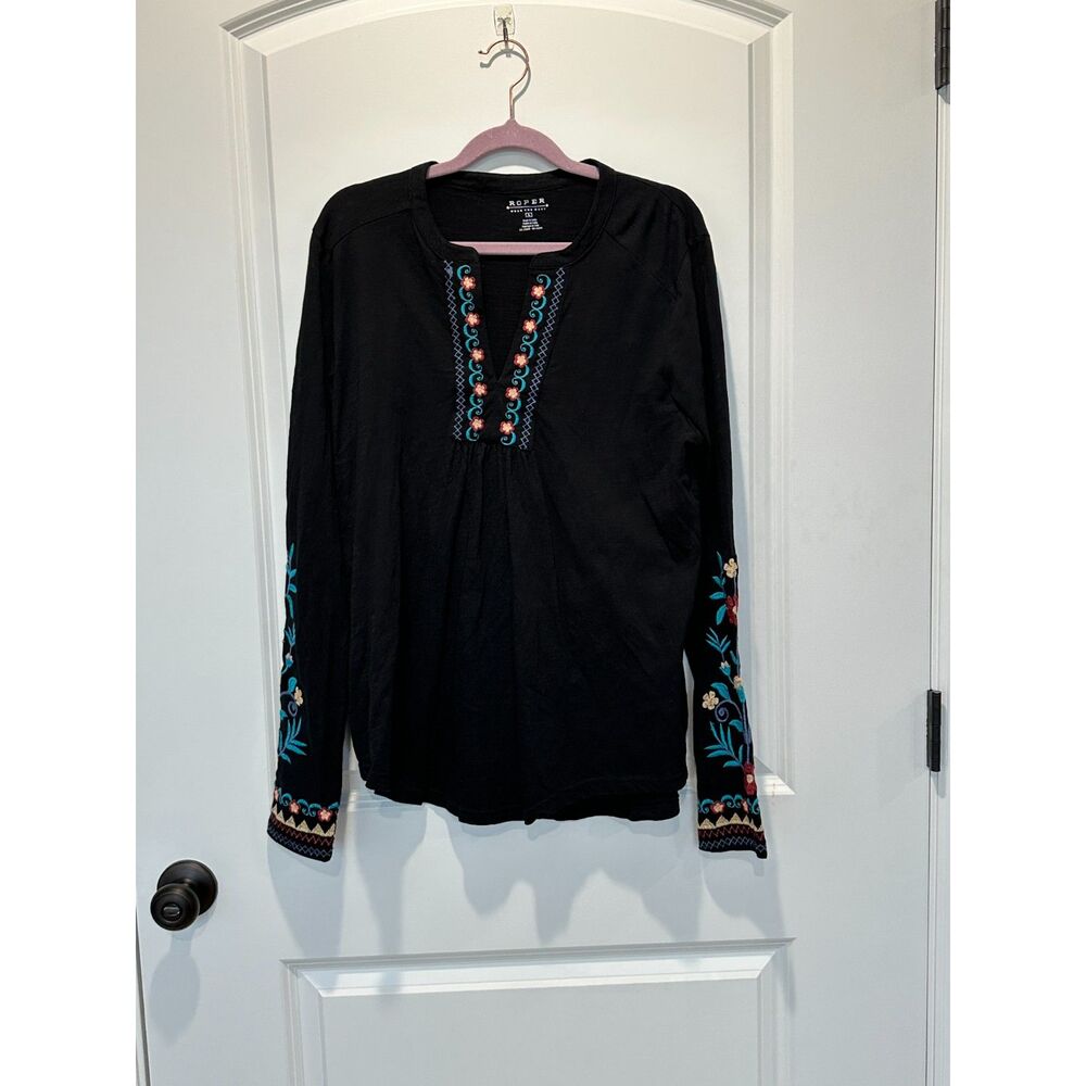 NWT Roper Black Slub Knit Jersey Top Floral Embroidery Size Large